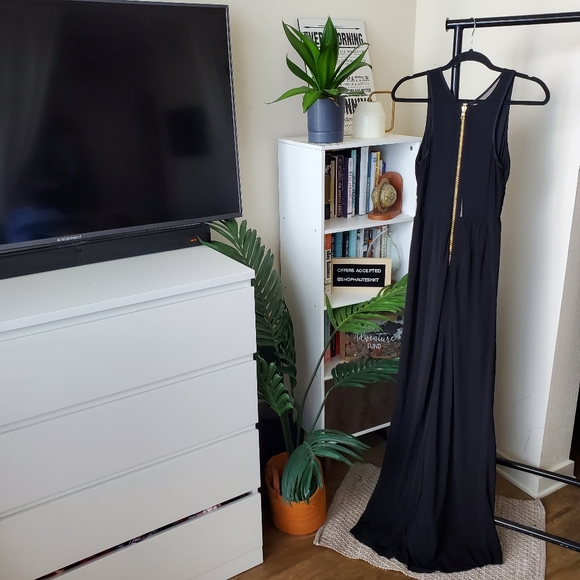 Guess Maxi Cocktail Dress with Mesh Back - Picture 7 of 9